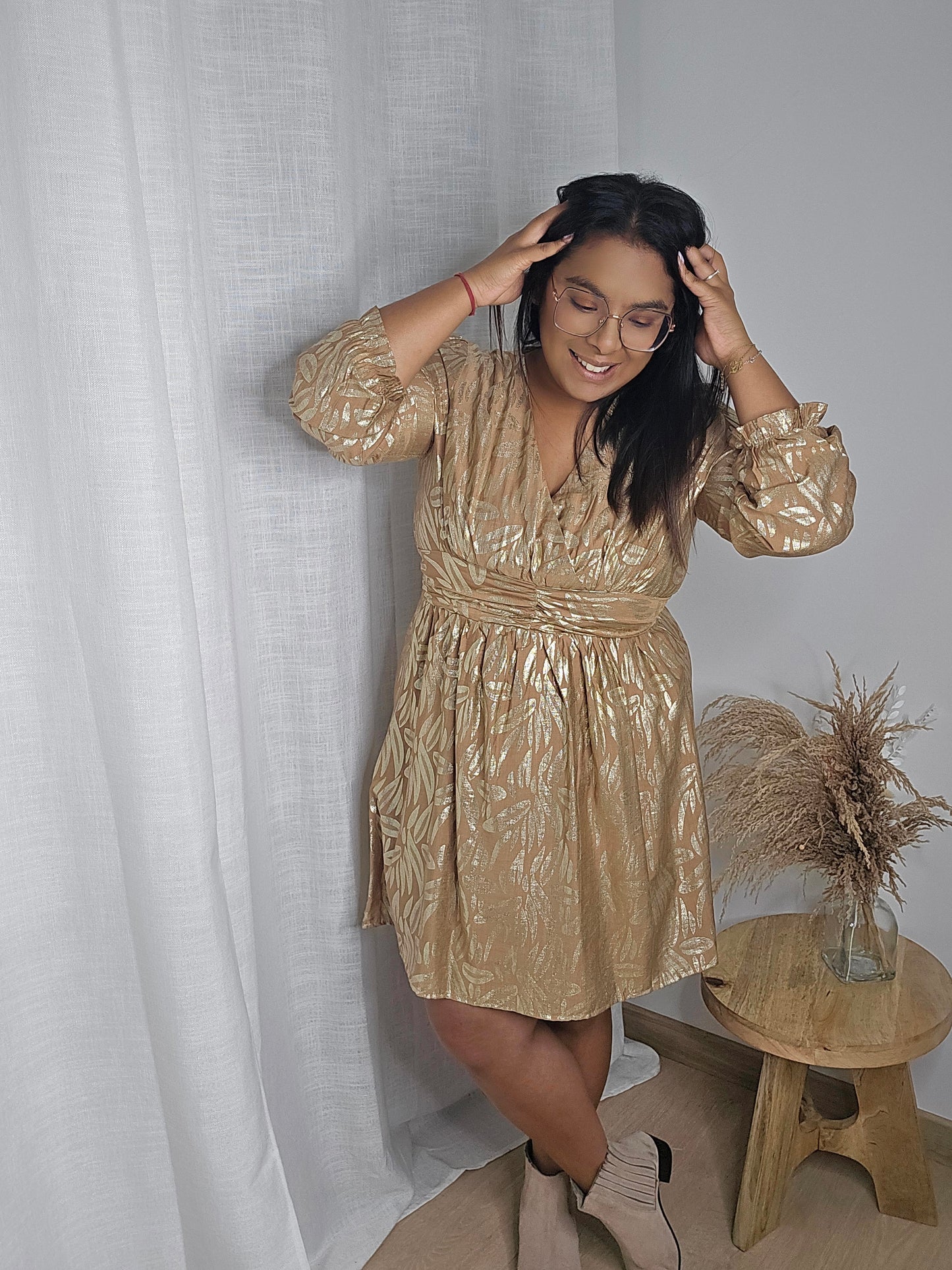 "Douceur naturelle" - Robe CURVY June Beige