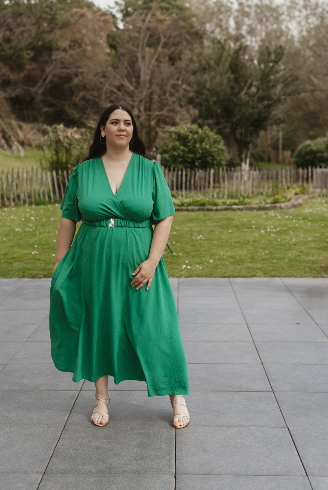 "Le Bonheur du Printemps" - Robe CURVY Arminda Verte