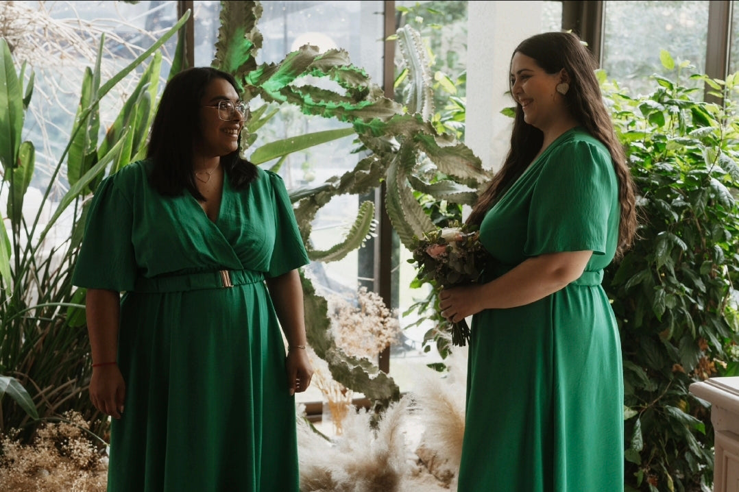 "Le Bonheur du Printemps" - Robe CURVY Arminda Verte