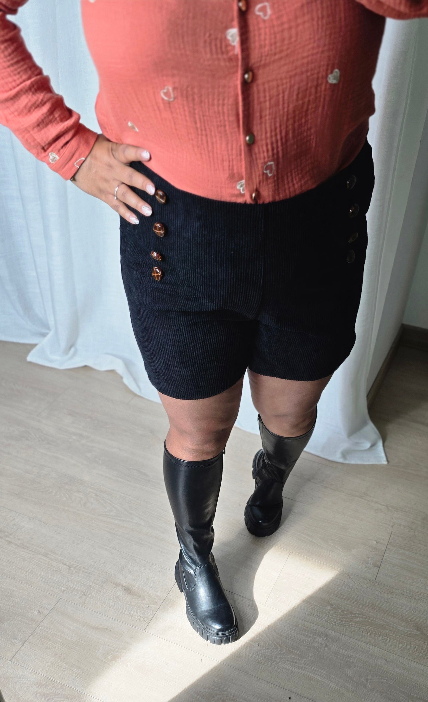 "Vive l'automne" - Short CURVY Lucia Noir